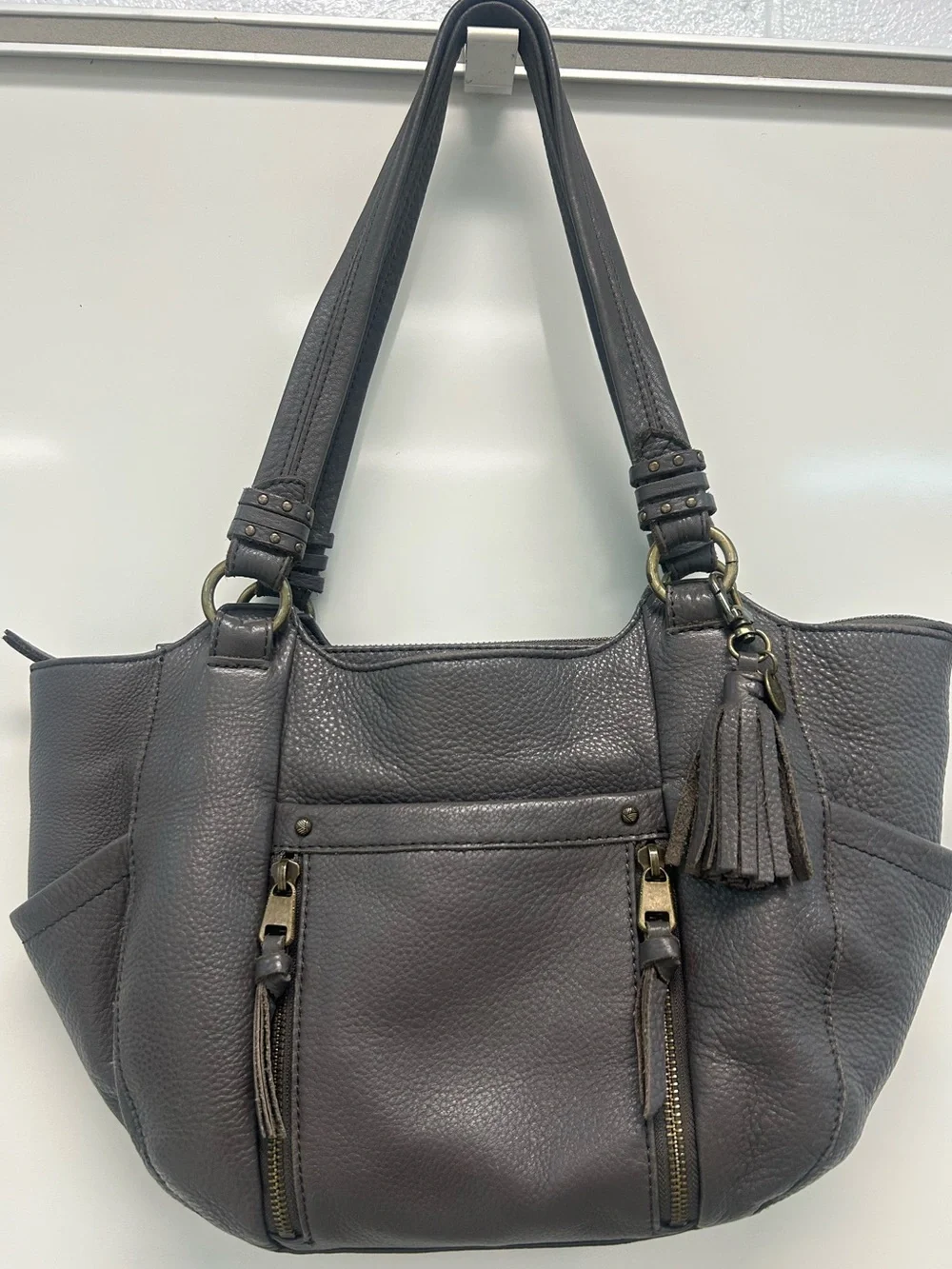 The Sak Collective Classic Women’s Leather hobo Tote Bag in Dark Gray